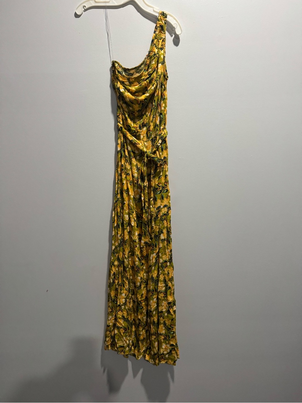Easel Yellow Floral One-Shoulder Jumpsuit with Tie Waist - Picture 4 of 4